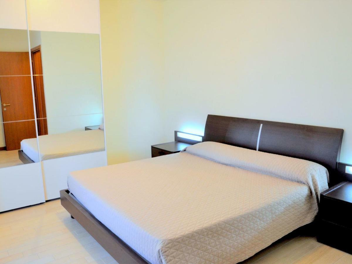 Small Residence Of Only 18 Apartments With Swimming Pool Lazise Ngoại thất bức ảnh